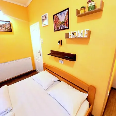 Smestaj Centar Novi Sad,motorcycle Friendly Νόβι Σαντ