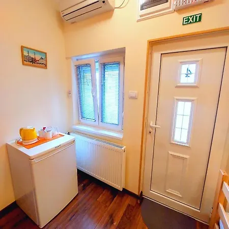 Smestaj Centar Novi Sad,motorcycle Friendly *