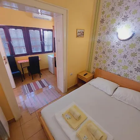 Smestaj Centar Novi Sad,motorcycle Friendly Νόβι Σαντ