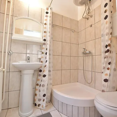 Smestaj Centar Novi Sad,motorcycle Friendly Δωμάτια σε οικογενειακή κατοικία Νόβι Σαντ