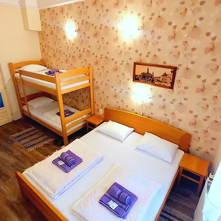 Smestaj Centar Novi Sad,motorcycle Friendly Νόβι Σαντ