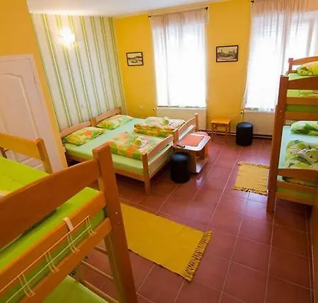 Homestay Smestaj Centar Novi Sad,old Town Novi Sad
