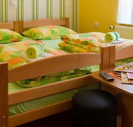 Smestaj Centar Novi Sad,motorcycle Friendly *